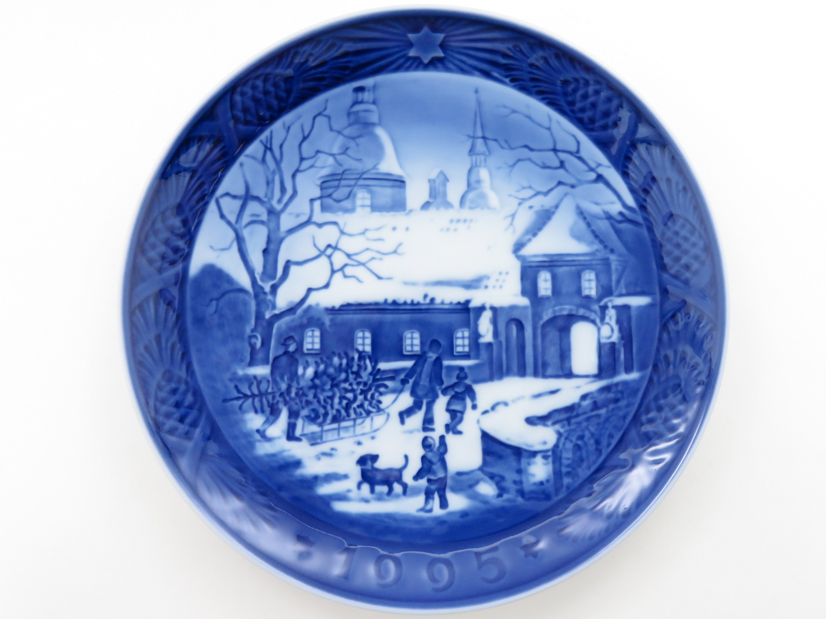 ロイヤルコペンハーゲンの1995年のイヤープレートとは