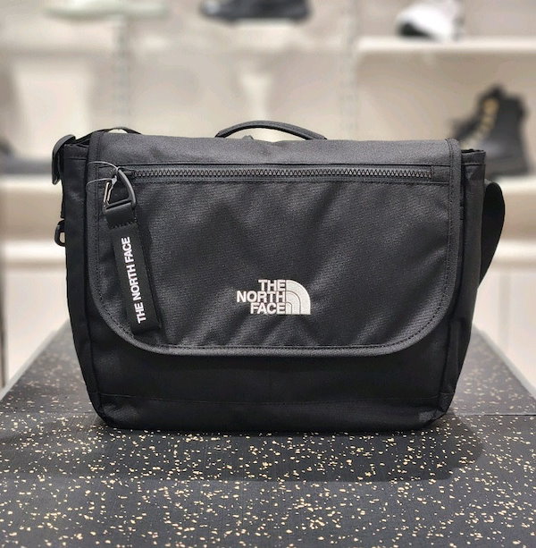 Qoo10] ザノースフェイス WL MESSENGER BAG M N