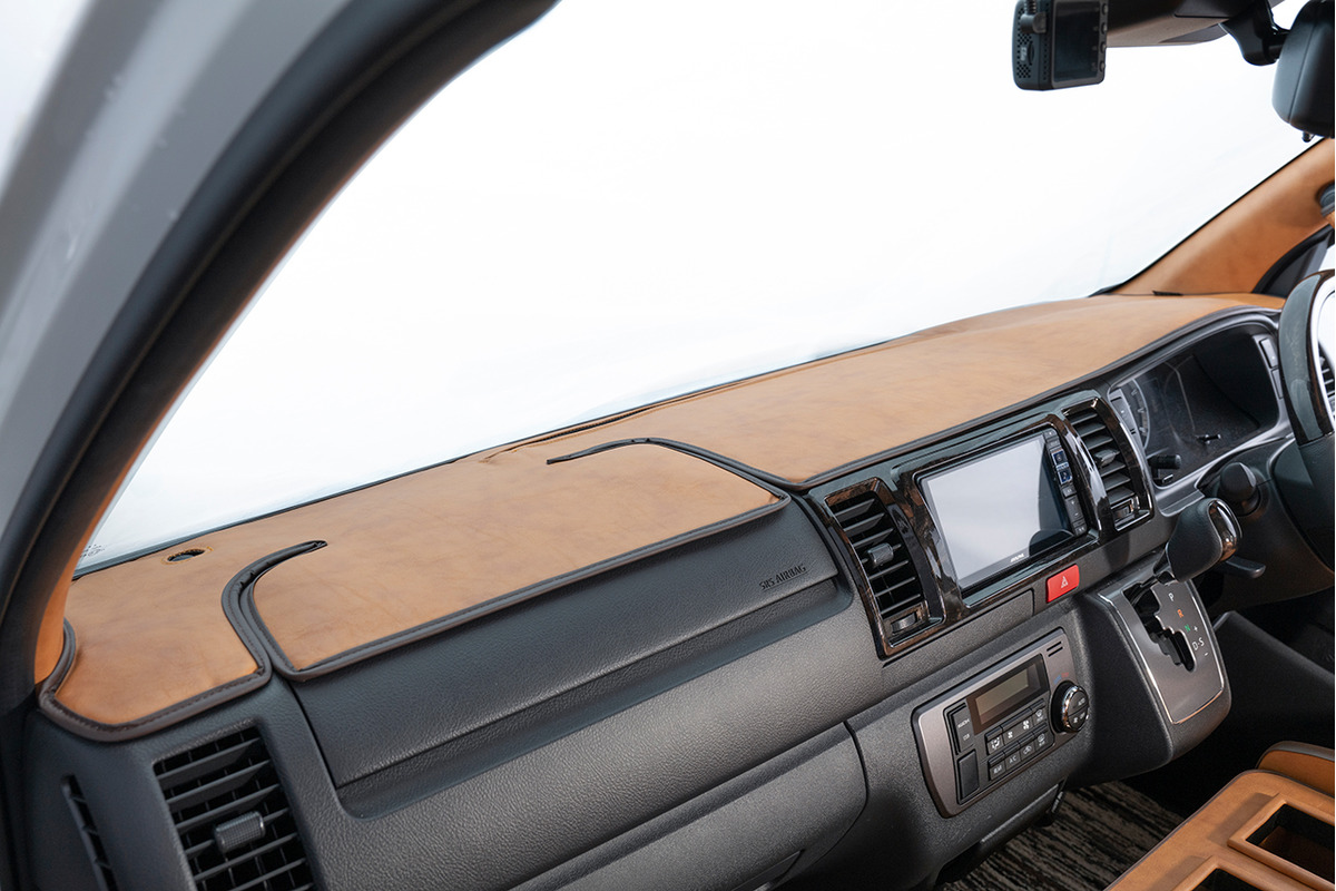 200系ハイエース 標準 】 ダッシュボードマット クラシック | 車の