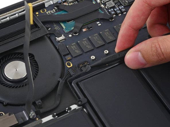 MacBook Pro 13インチ Retina Display Early 2015 のバッテリーの交換