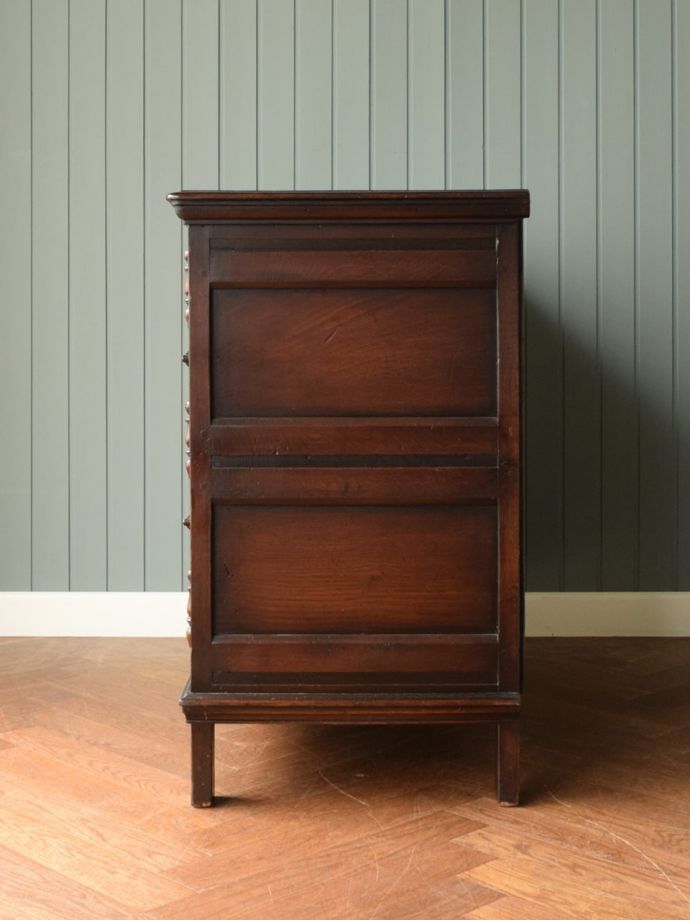 イギリスのアンティークチェスト、とってもおしゃれなオーク材のタンス