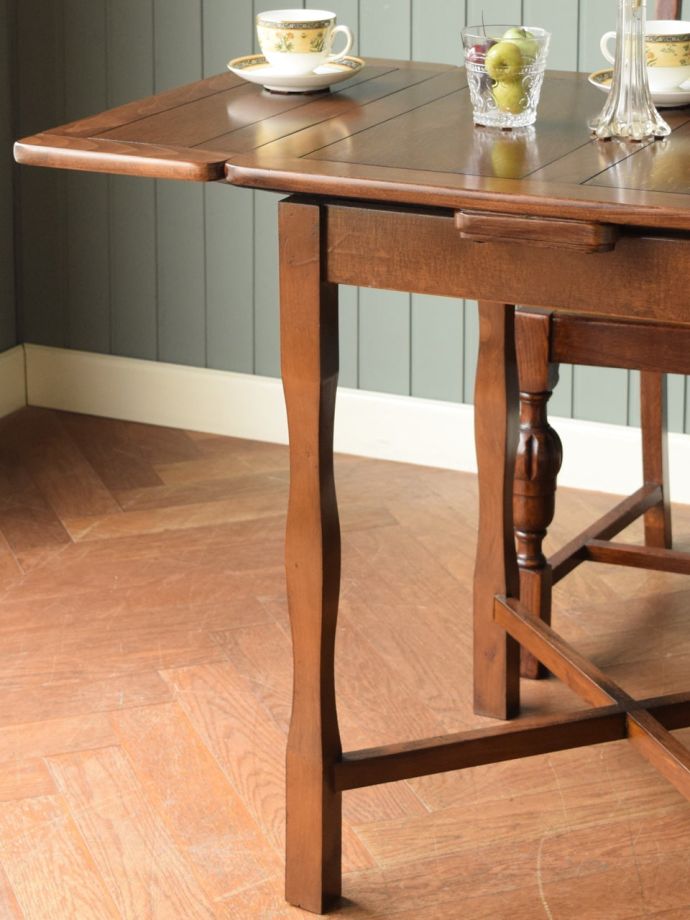 英国のアンティークのおしゃれなドローリーフテーブル、伸長式の