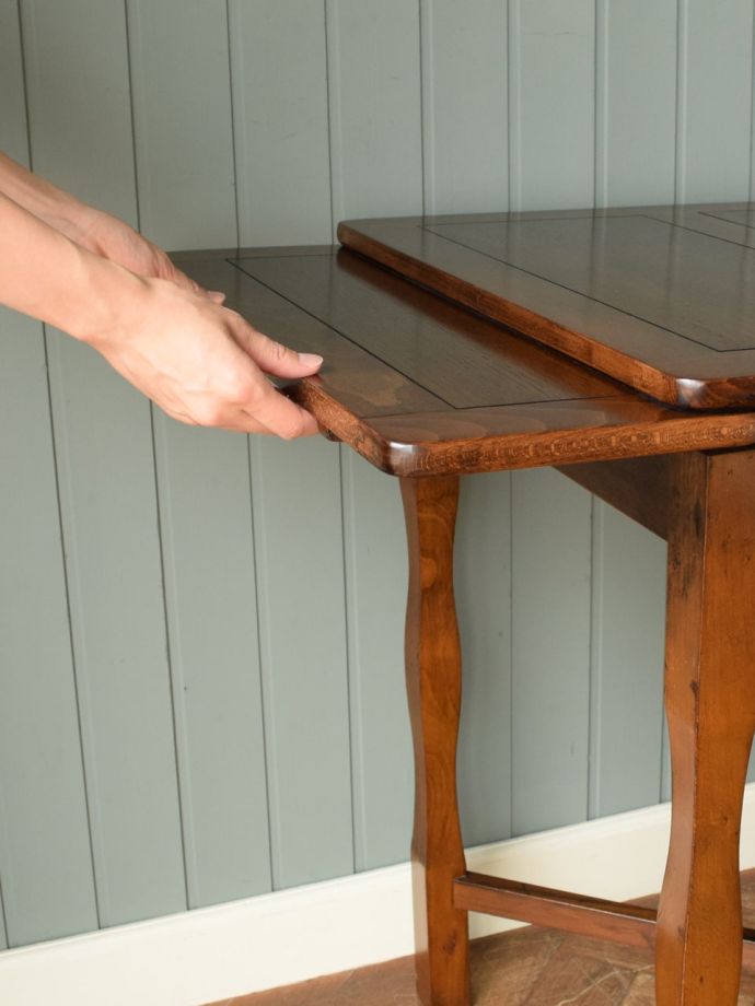 英国のアンティークのおしゃれなドローリーフテーブル、伸長式の