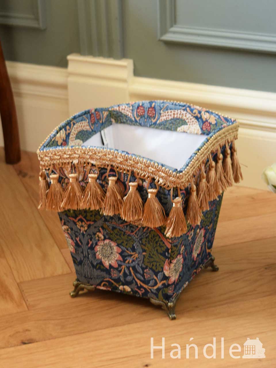 ウィリアムモリス風のインテリア雑貨、ジェニファーテイラーのトランク