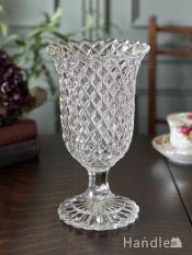 アンティークのガラスオブジェ、ジョウロの形が可愛いフラワーベース