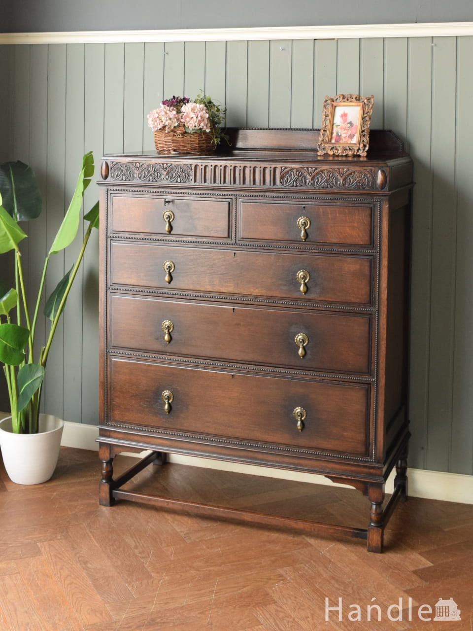 南フランススタイルのアンティーク家具、オーク材の3段チェスト