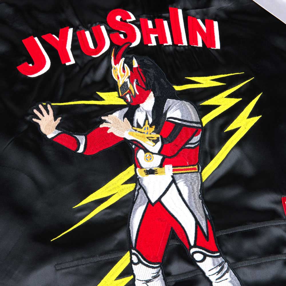 ☆商品情報☆圧倒的な存在感！獣神サンダー・ライガーを大胆に刺繍で施