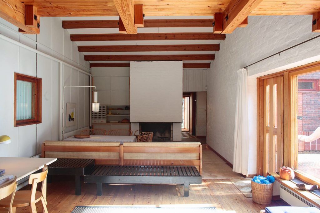 YouTuber「建築家二人暮らし」によるデザイン提案の『LIVING BED