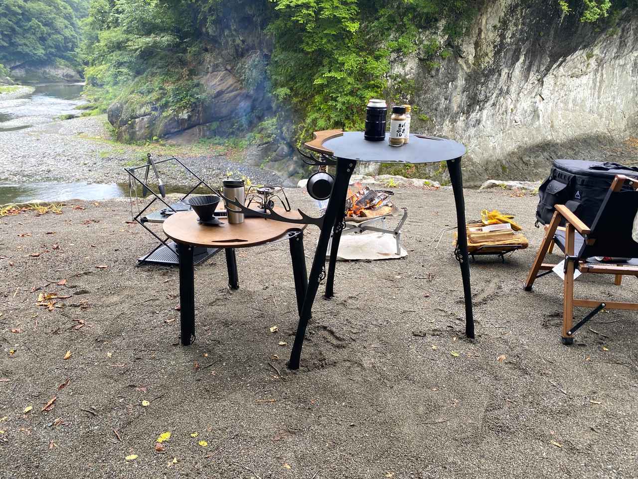 角が生える？】テーブルがトランスフォーム！おしゃれ度MAXな『FLEXI