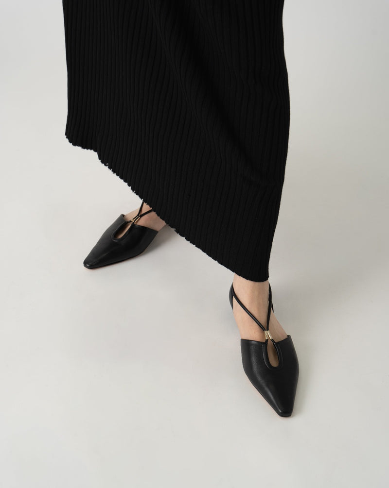 Mimosa Black l ポインテッド パンプス ブラック - HENRI EN VARGO