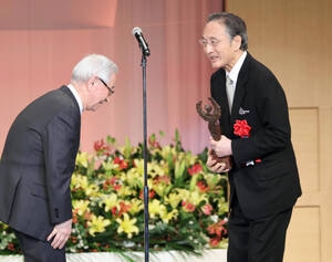 錦鯉」渡辺隆、今年最大の事件告白「トータル500から600万使った