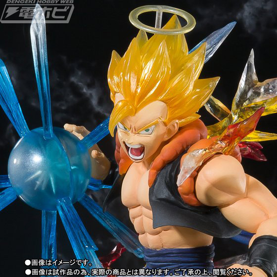 ドラゴンボールZ』スーパーサイヤ人状態のベジットとゴジータが