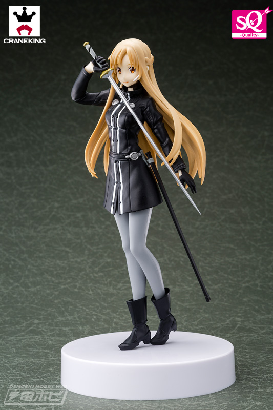 劇場版 ソードアート・オンライン -オーディナル・スケール-』衣装で