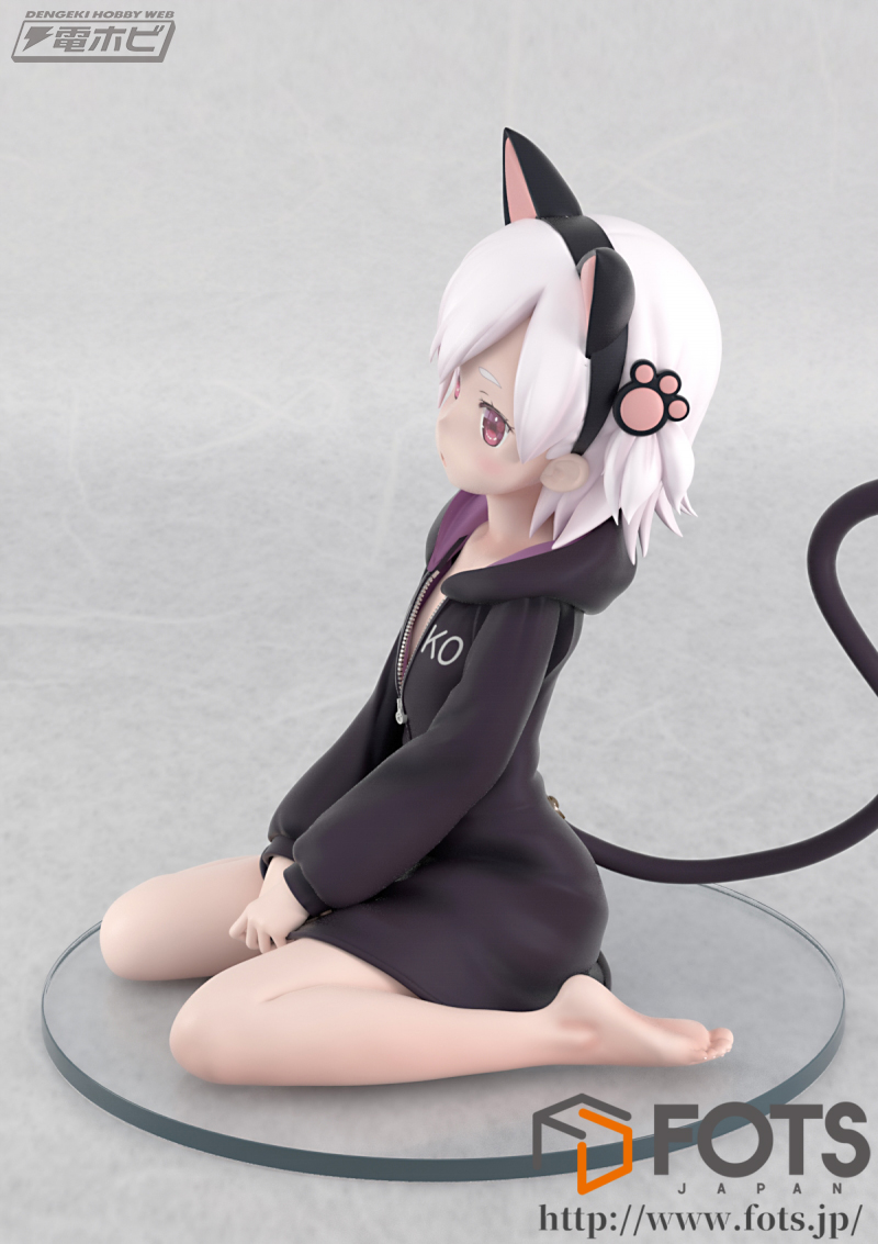 素肌×パーカー姿と純粋無垢な表情が愛くるしい！かぷりちお氏デザイン