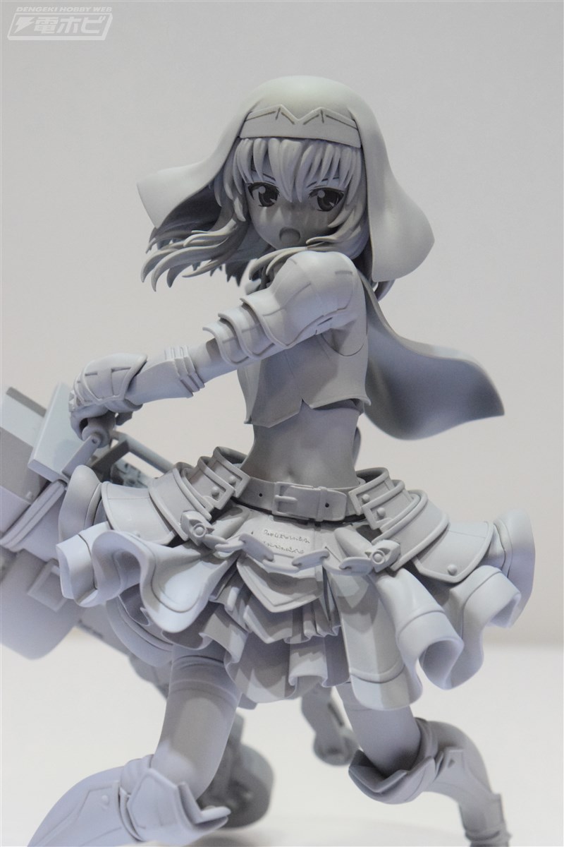 戦国乙女』大ボリュームの武器を構えた大友ソウリンフィギュアの原型が