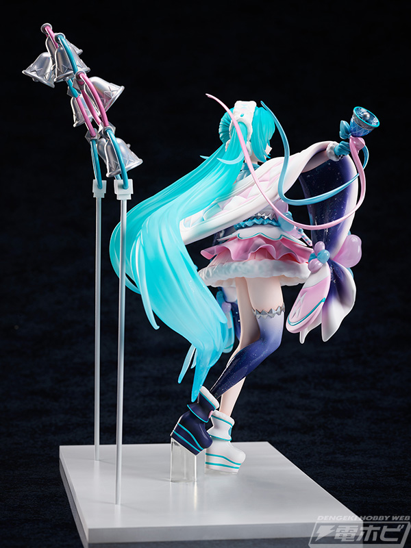 冬を感じるもこもこ衣装姿が可愛い！初音ミクが「マジカルミライ 2020