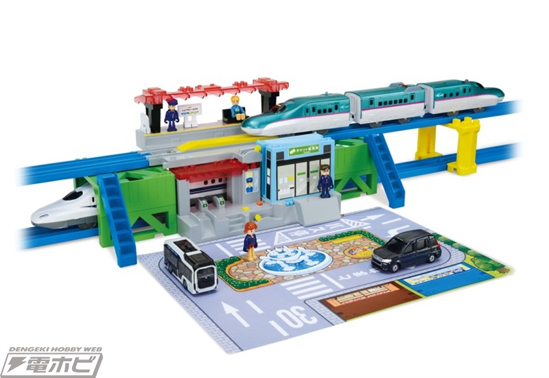 自分の憧れの駅を再現できる！プラレールに4つの形に変形可能な駅