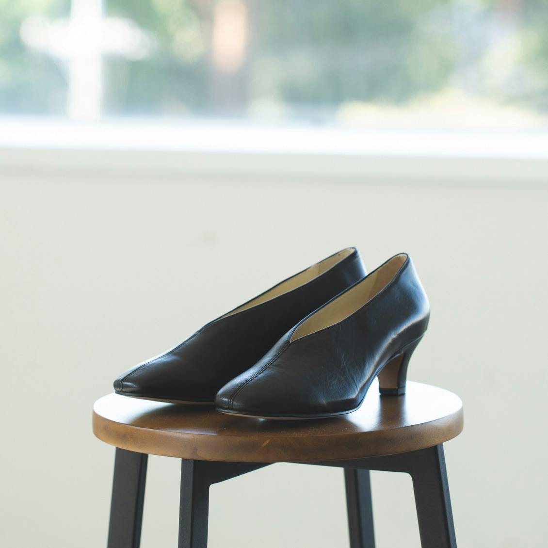 REMME / レメ / レザーパンプス（ブラック） - 北欧、暮らしの道具店
