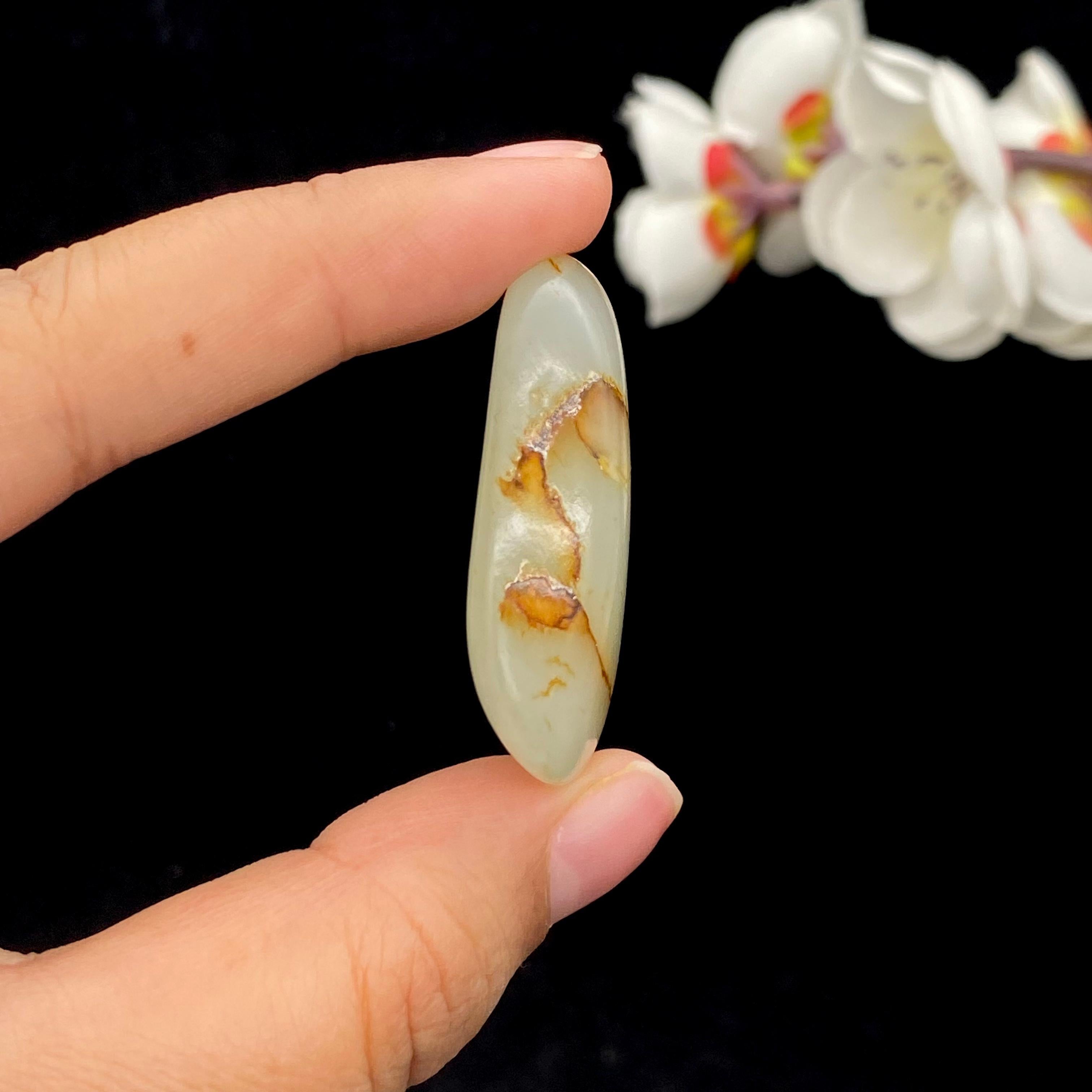 超值推荐】和田玉黄皮籽料（18.5g） – 厚德载玉