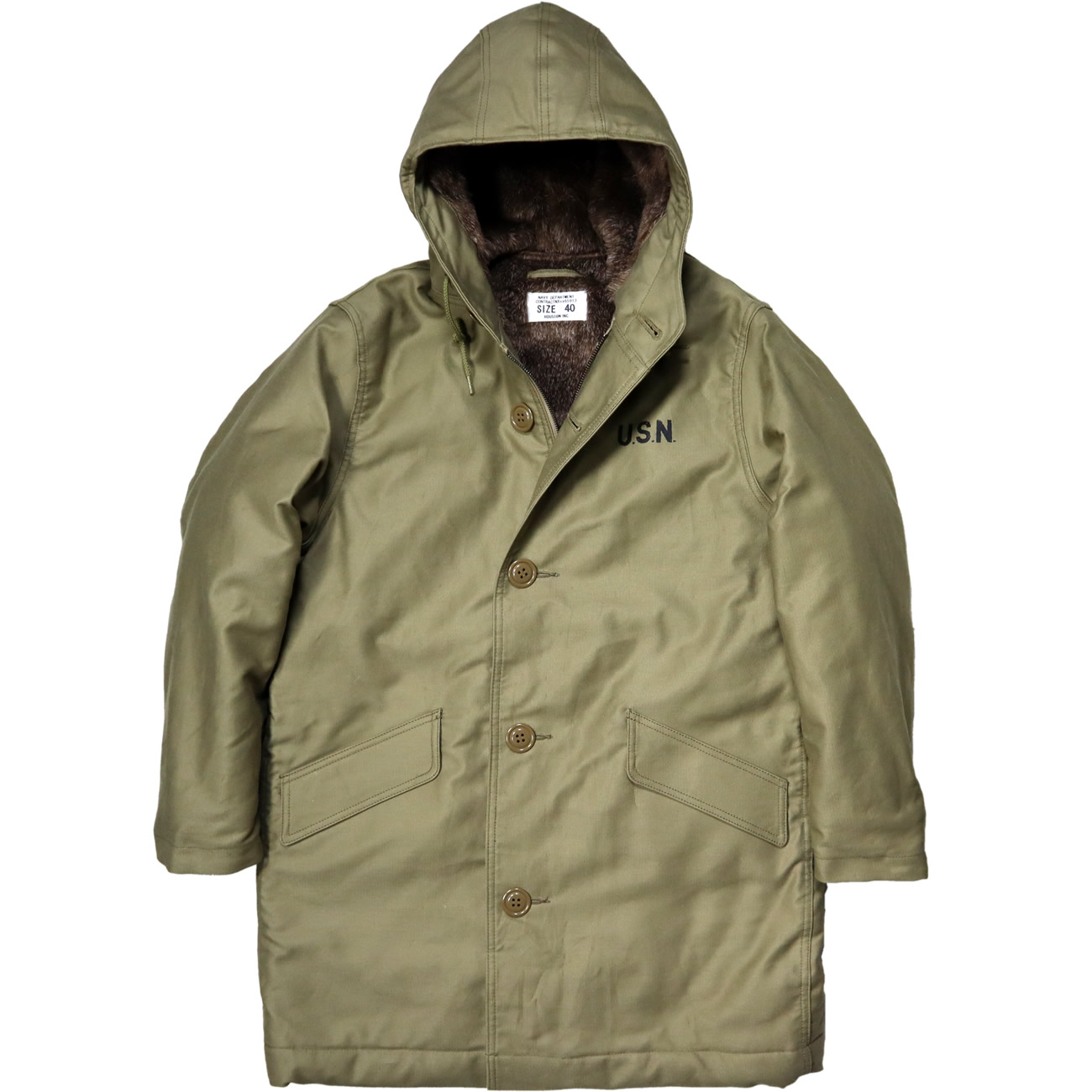 フード付き、さらにロング丈の『N-1デッキ コート』が想像以上に使える