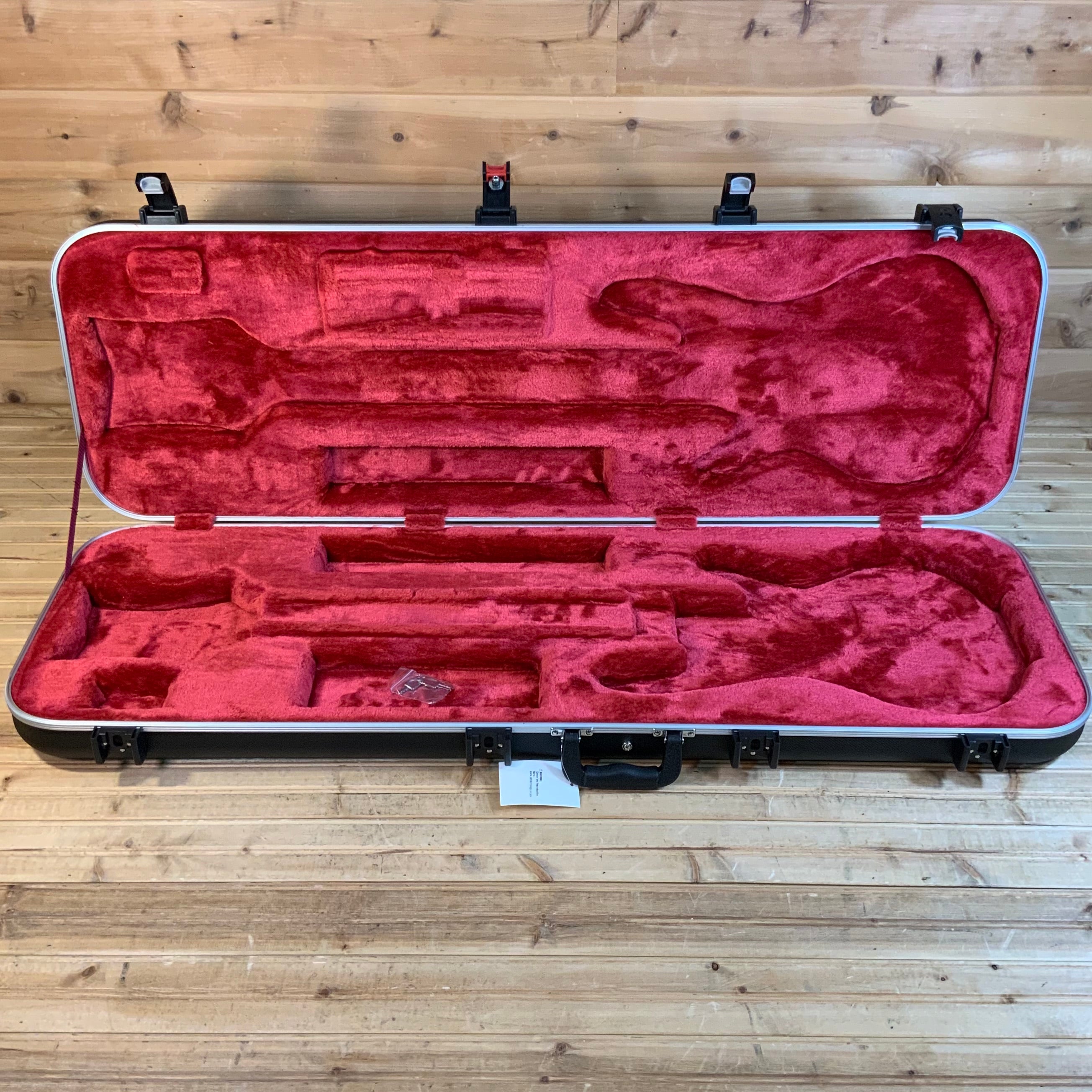 Ibanez MB300C Bass Guitar Hardshell case - Huber Breese Music