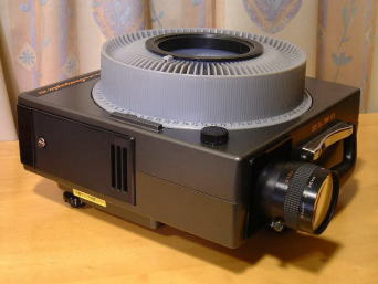 映写機クリニック 映写機販売 スライドプロジェクタ－（スライド映写機