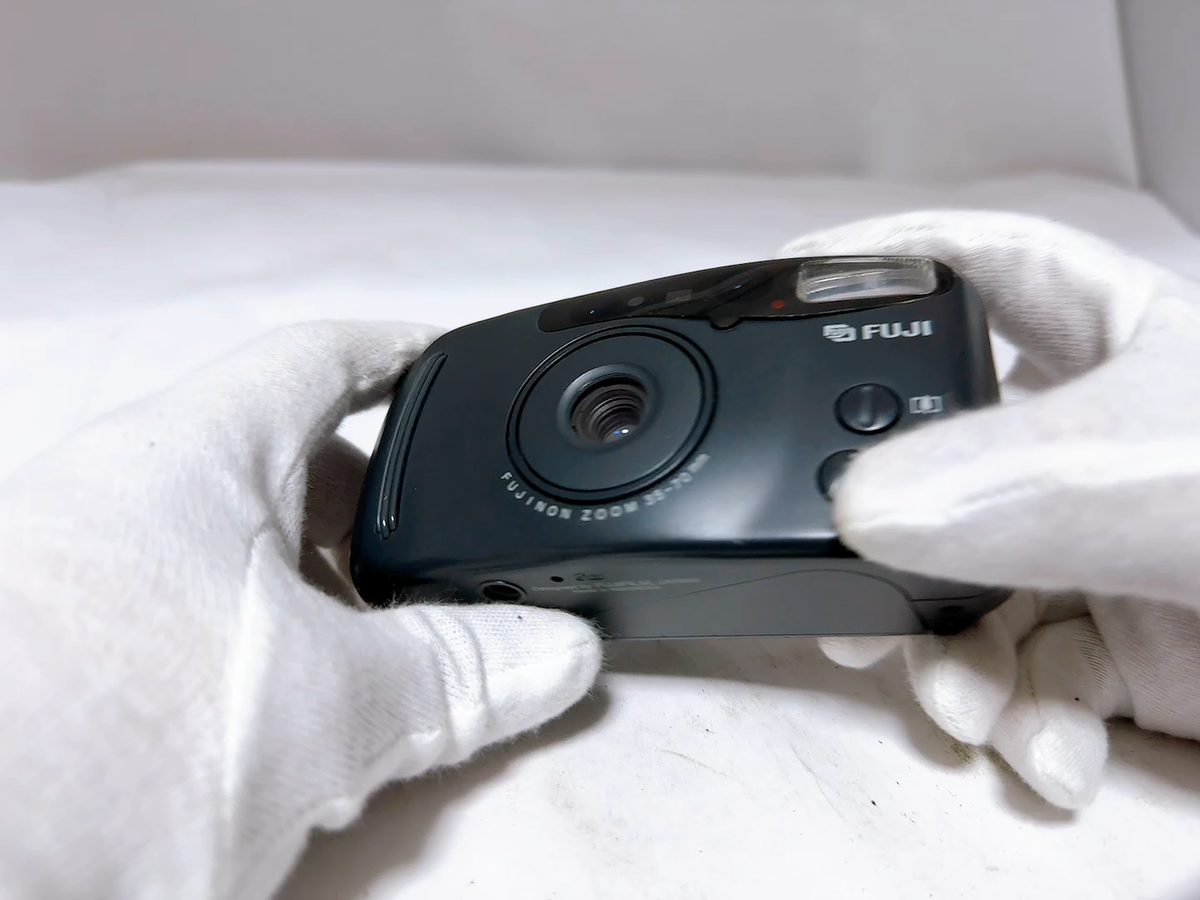 Fujifilm DL-700 ZOOM Black Point & Shoot 35mm compact Film Camera