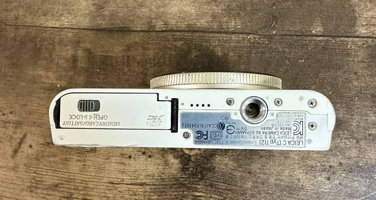 Leica C Typ 112 Light gold 12.1MP Compact Digital Camera English