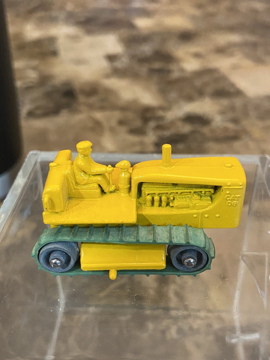 VINTAGE MATCHBOX LESNEY, MOKO No. 8, CATERPILLAR BULLDOZER NEAR
