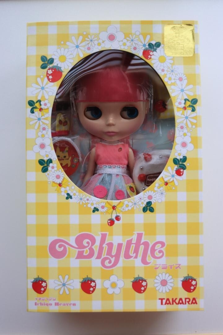 Neo Blythe Ichigo Heaven Fashion Doll Toy Hobby ToysRus Limited