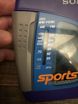 Sony Sports Walkman WM-FS191 FM/AM Radio Cassette Purple Tested
