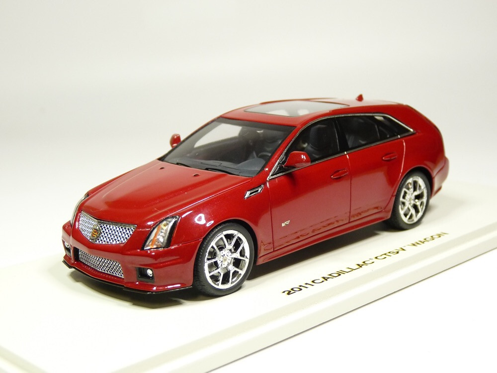 Luxury Collectibles 101249 1/43 2011 Cadillac CTS-V Wagon Resin