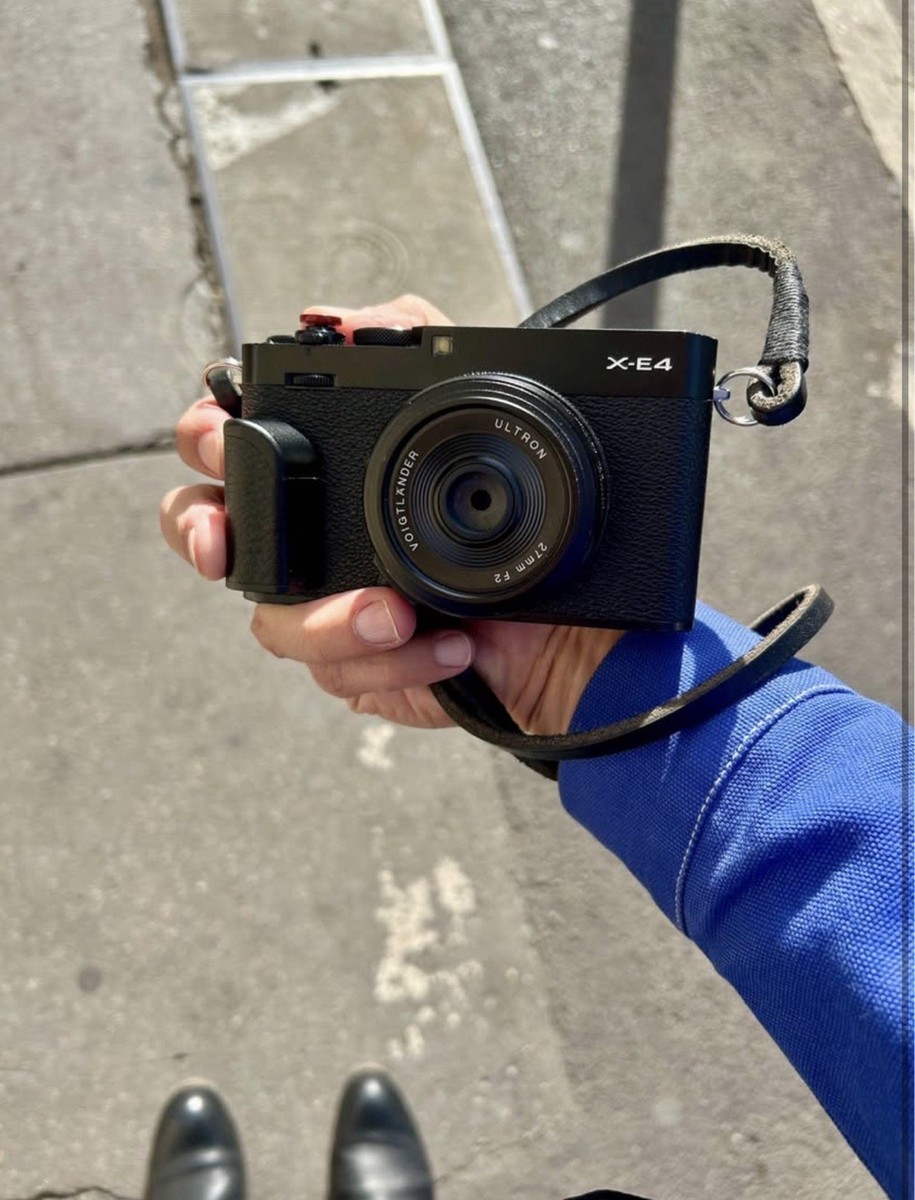 Fujifilm X-E4 26.1MP Mirrorless Digital Camera - Black (Body Only