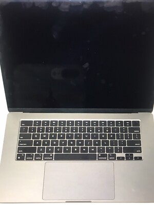Apple MacBook Pro 15 inch (1TB SDD Intel Core i7 3.1 GHz 16GB RAM