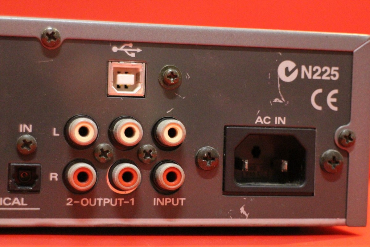 USED Roland SC-70D SC 70 D Sound Canvas Module Synth Rack U2288