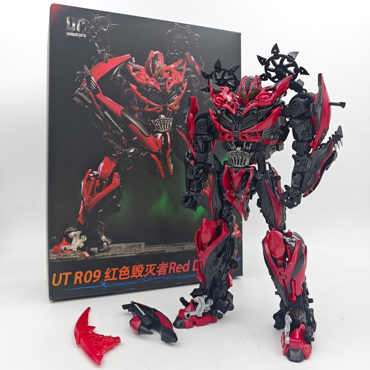 Unique Toys UT R-09 R09 Red Destroyer Stinger Transform Action
