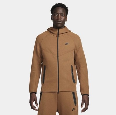 Nike Sportswear Tech Fleece Full-ZipHoodie & Joggers Set FB7921