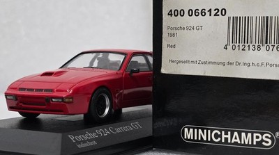 Porsche 924 GT 1981 Red 1:43 Minichamps 400066120 Limited Diecast