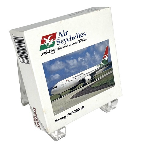 SKYMARK AIRLINES Boeing 767-300ER Model 1/500 in Box | eBay