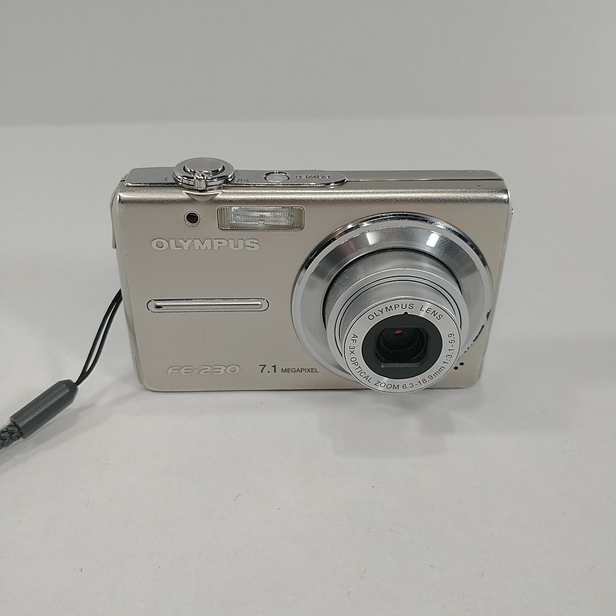 Olympus FE-230 7.1MP Digital Camera + Battery SD Card Charger