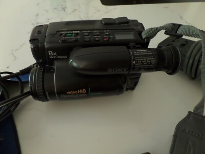 USED SONY CCD-TR705 CCD-TR705 Handicam HI8 Video Camera | eBay