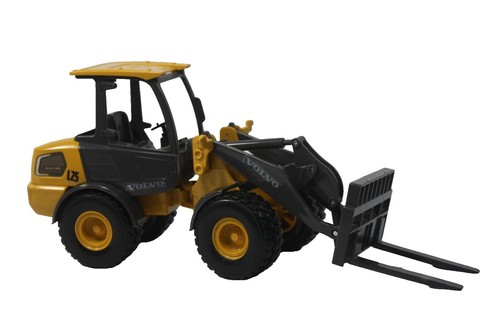 YANMAR C30R ミニカー 1/32スケール YANMAR C30R 1/32 Scale Minicar