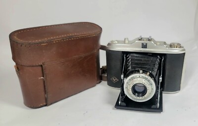 Vintage AGFA Isolette Folding Bellowed Camera w/ Case Agner 1:4.5
