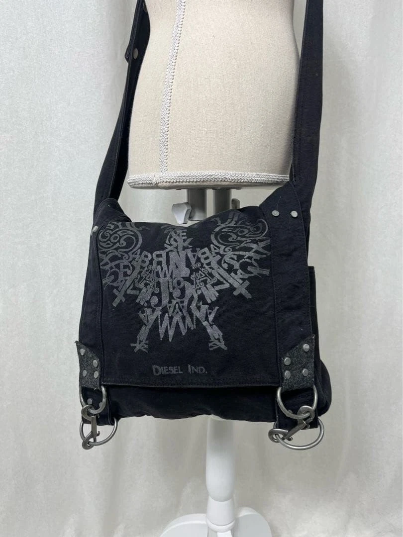 Diesel Men's Medium Messenger Bags for sale | eBay