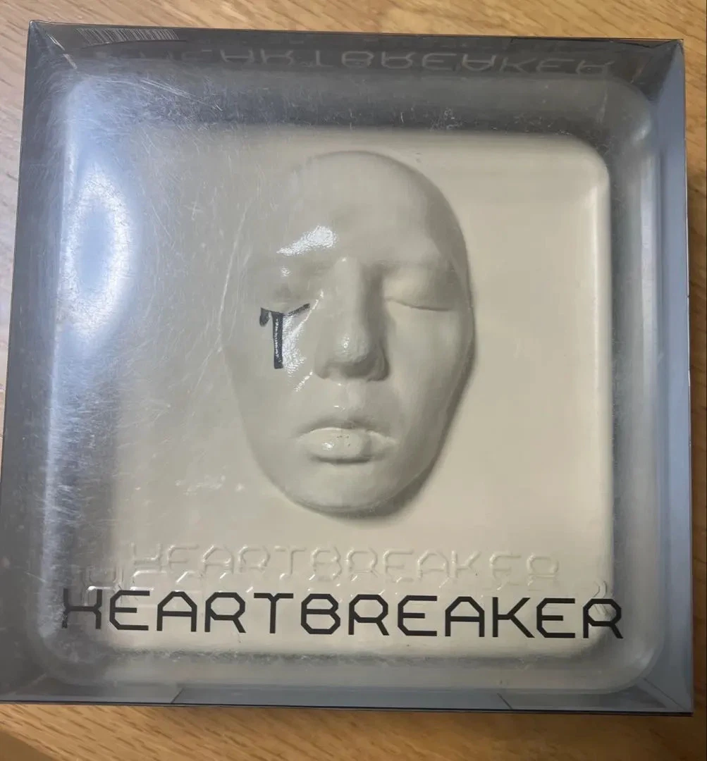 G-DRAGON アルバム CD HEARTBREAKER 直筆 サイン入り G-DRAGON