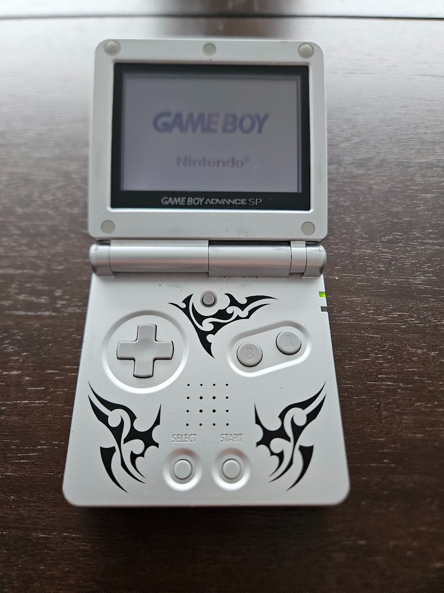 Buy Nintendo Game Boy Advance SP Tribal Limited Edition - Silver