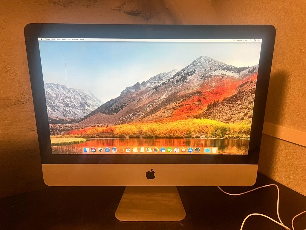 Apple iMac 1 TB 2011 Released Apple Desktops & All-In-One
