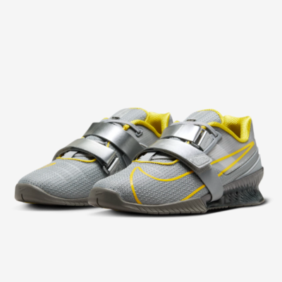 K25899）☆美品☆ ナイキ ROMALEOS 3 24.5㎝ カモフラ K25899）☆美品