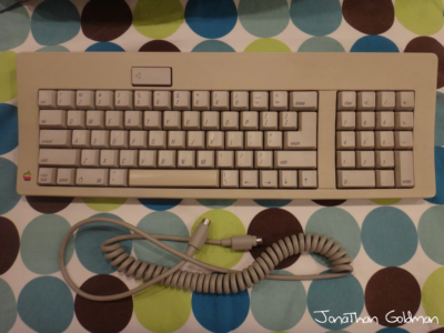 Apple Keyboard for Macintosh SE IIgs ADB Desktop Bus Mac Vintage