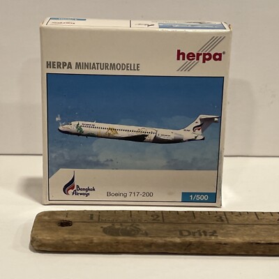 1:500 Herpa Bangkok Airways Boeing 717 Jet Toy Model Die Scale